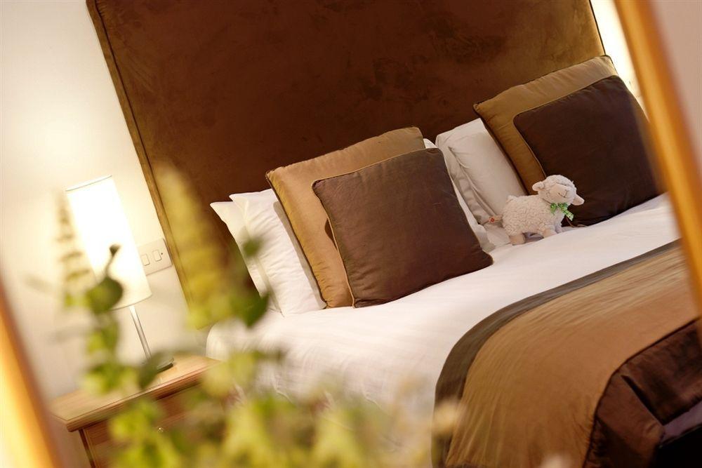 Windermere Rooms At The Wateredge Inn Ambleside Exterior photo